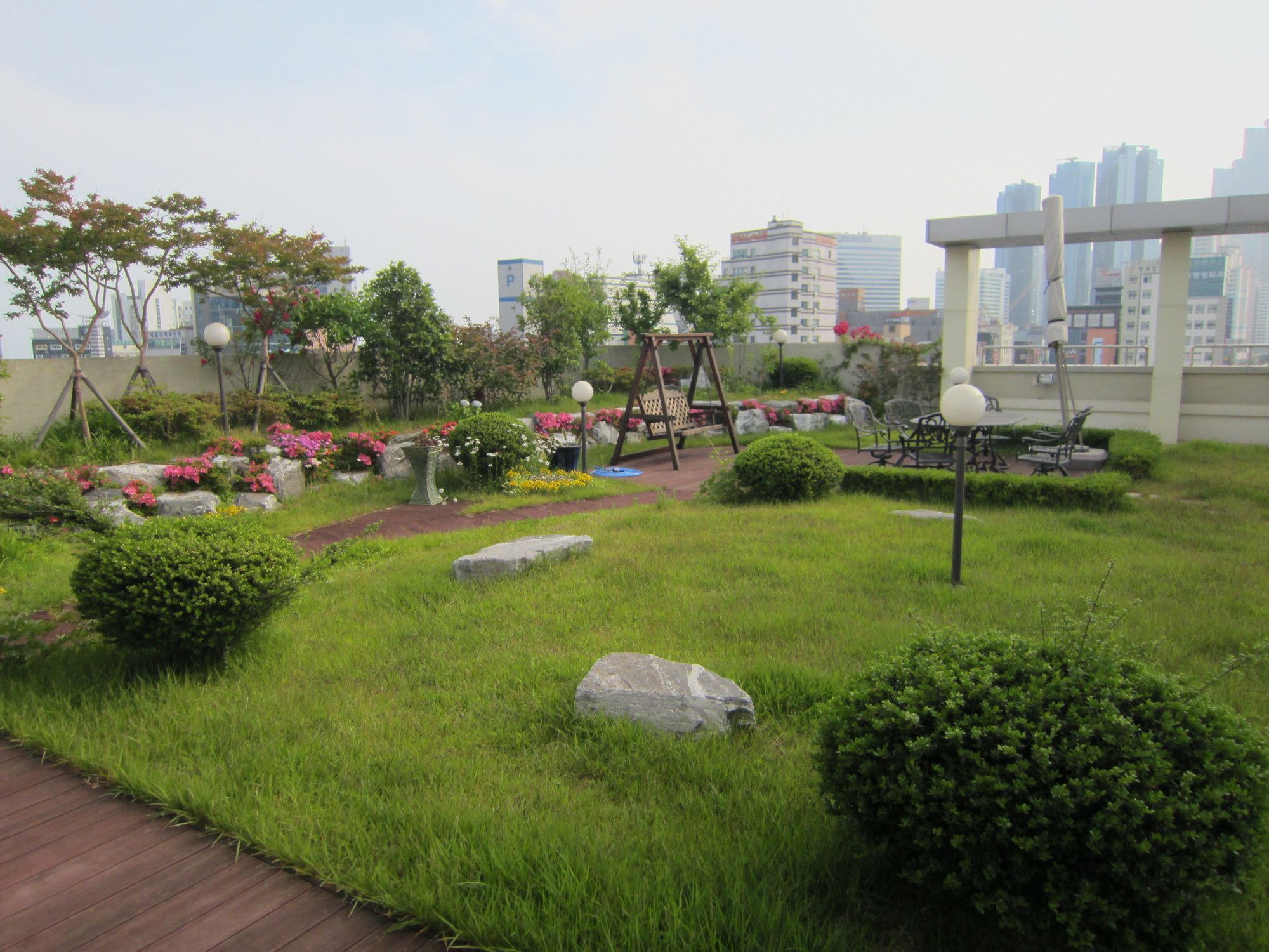 Hostel The New Day Busan Exterior photo